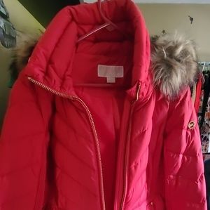 Micheal Kors puffer coat with faux fur trim hood.
